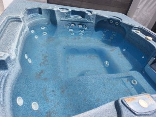 Jacuzzi exterior madera y plástico