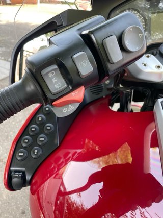 BMW R 1200 RT Roja y Blanca