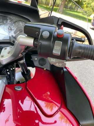 BMW R 1200 RT Roja y Blanca
