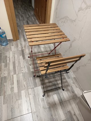 Mesa y 2 Sillas Plegables Pino