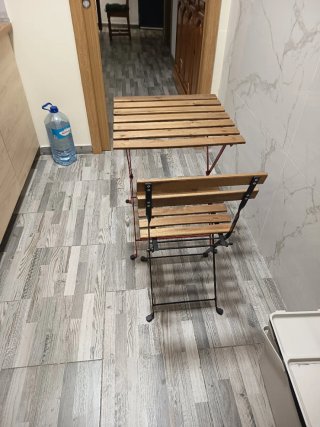Mesa y 2 Sillas Plegables Pino