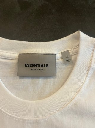 Camiseta Essentials Blanca Talla M