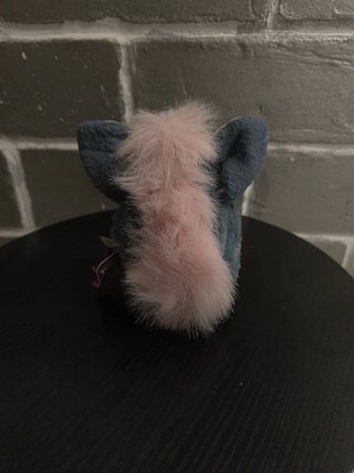 Furby Peluche Azul y Blanco