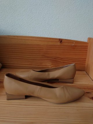 Zapatos planos beige