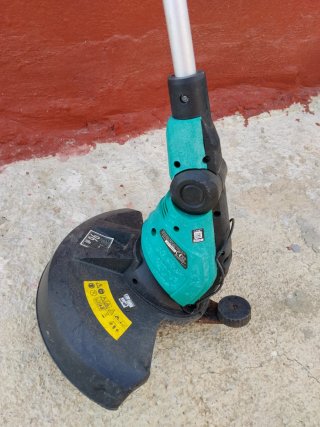Desbrozadora Eléctrica Ferrex