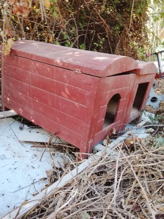 Caseta grande doble para gatos o perros.