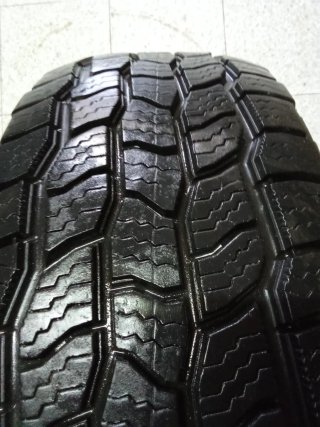 Cooper Discoverer AT3 265/70R18