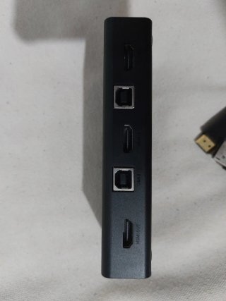 Conmutador KVM HDMI UGREEN 2 en 1