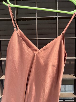 Vestido marrón Stradivarius