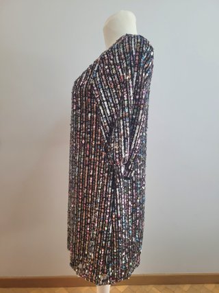 Vestido lentejuelas multicolor mangas 3/4