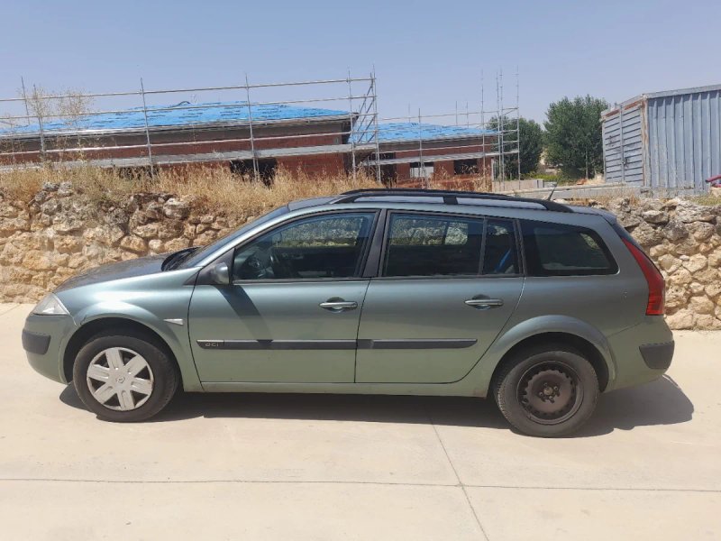 Renault Megane 2005 - foto 1