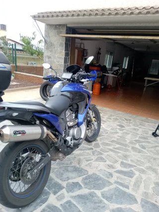 Honda Transalp 700XL Azul/Negra limitada A2