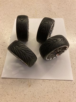 Set 4 Neumáticos RC 64mm