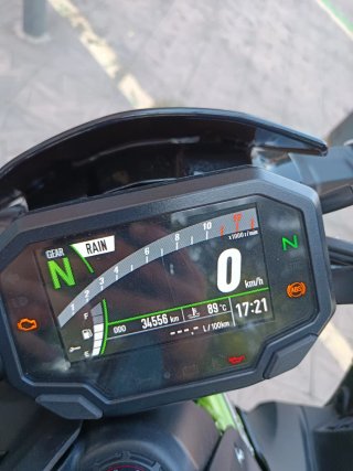 Kawasaki Z900 A2 2022 Negra/Verde