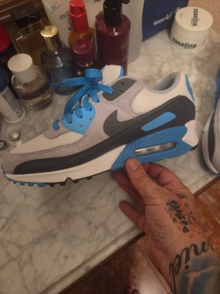 Nike Air Max 90 solo se uso en la tienda