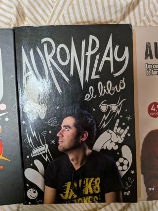 Libros AuronPlay y Wismichu