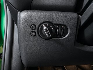 MINI Cooper SE -- 2023 -- Eléctrico