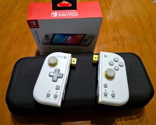 Mando Hori Split Pad para Switch + Funda