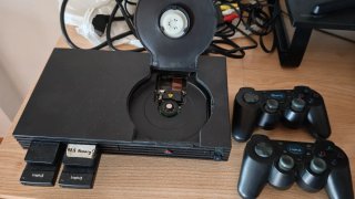 Consola PS2 + 2 Mandos Logic3