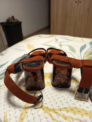 Zapatos tacón Only marrón/naranja