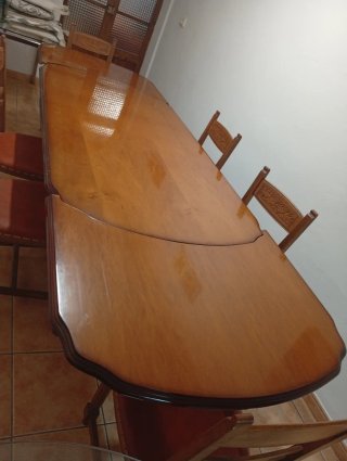 Conjunto mesa y 6 sillas madera