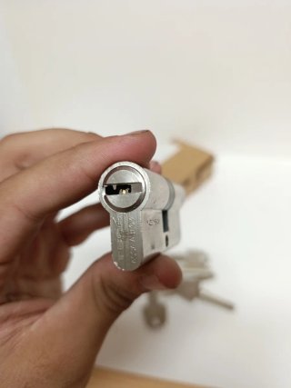 Cerradura de seguridad TESA