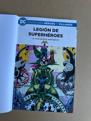 Legión de Superhéroes: La oscuridad inminente
