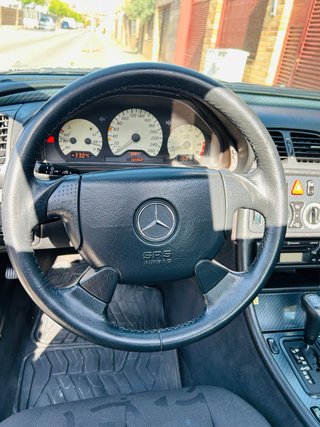 Mercedes-Benz  CLK 230 Extras