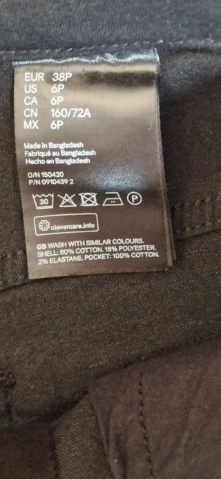 Pantalón negro talla 38.