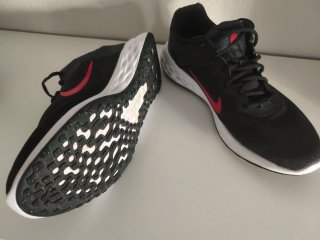Zapatillas Nike Revolution 6 Talla 44