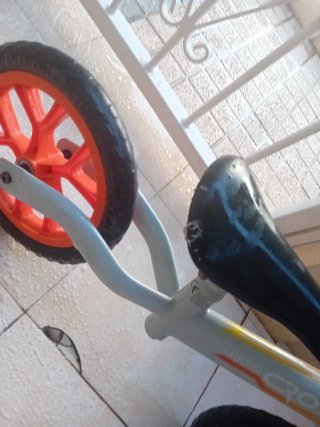 Bicicleta de equilibrio para bebé