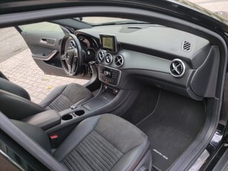 Mercedes-Benz GLA 2015