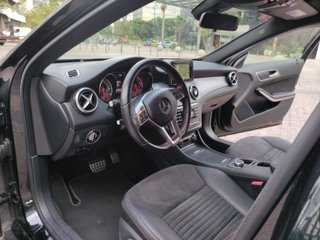Mercedes-Benz GLA 2015