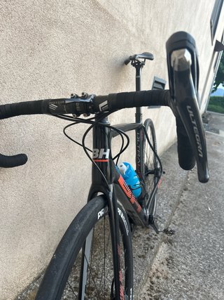 Bicicleta de carretera carbono BH (Talla M/L) - Sh