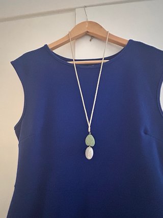Lote de Vestido azul klein talla L + collar