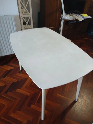 Mesa de comedor o cocina madera