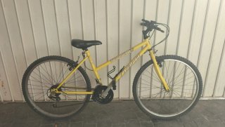 Bicicleta de Montaña Amarilla