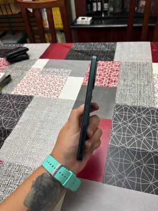Vivo Y28 Negro