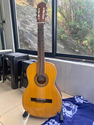 Guitarra Clásica Madera Natural