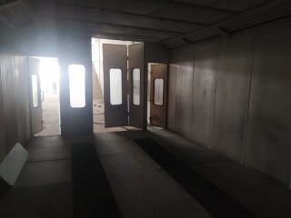 Cabina de pintura industrial