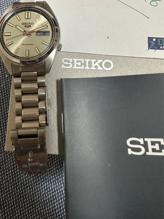 Reloj Seiko 5 Sports SNXS Nuevo con Caja y Papeles
