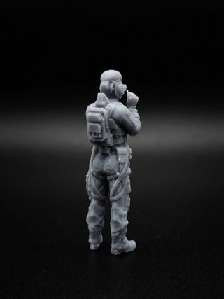Figura Resina Neural Breacher para Pintar