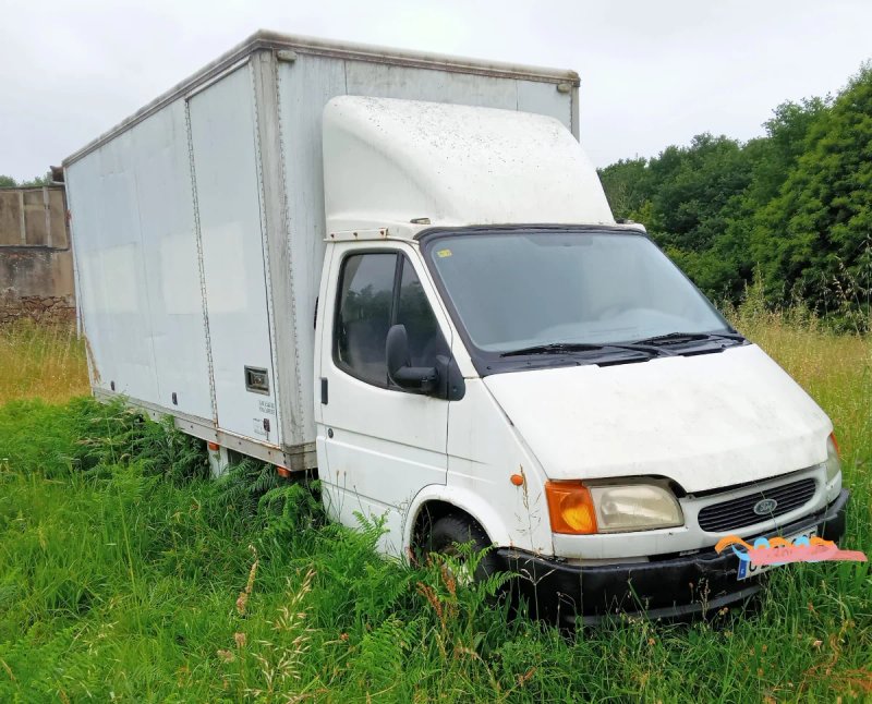 Ford Transit 1999 - foto 1