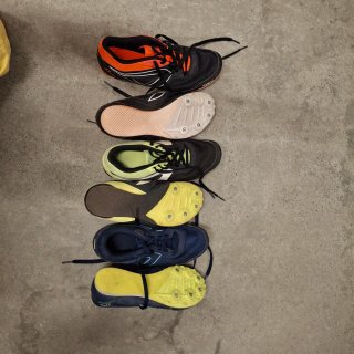 Zapatillas atletismo clavos de velocidad