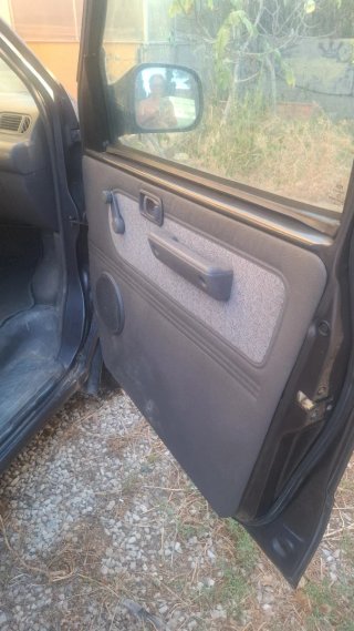 Nissan Serena 1995