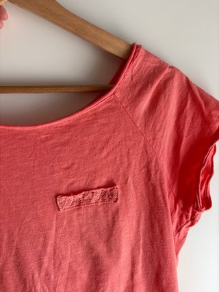 Camiseta coral manga corta