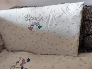 Chichonera y Edredón Cuna Diseño Corazones