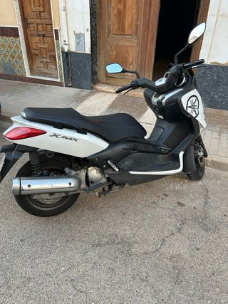 Yamaha Xmax