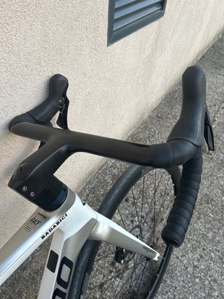 Megamo Pulse Elite Carbono - Shimano 105