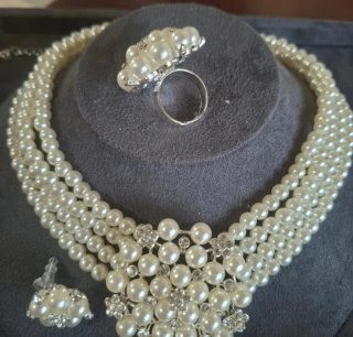 Set gioielli lusso perla e strass